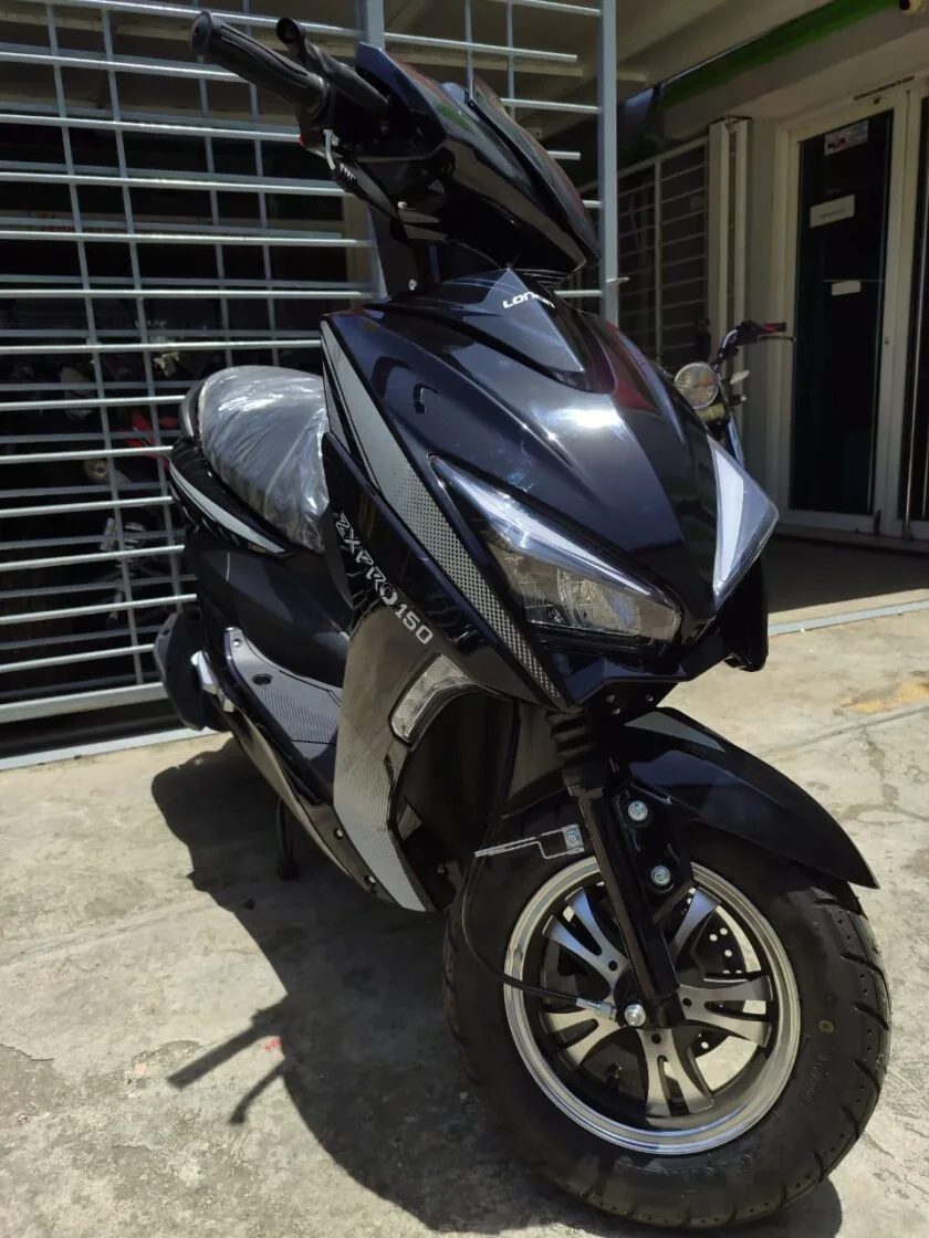 ZX 150 PRO - Negra